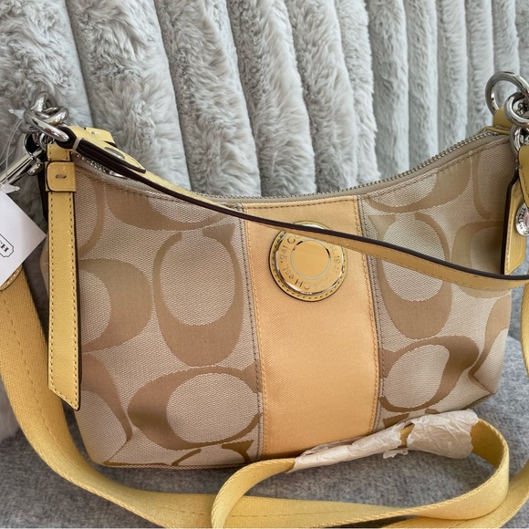 Coach F 19218 new with tag - Picture 2 of 7